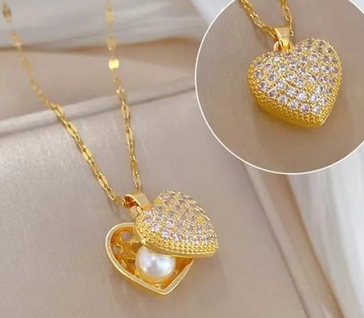Lock necklace