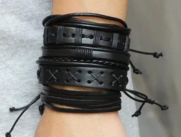 Leather bracelet set