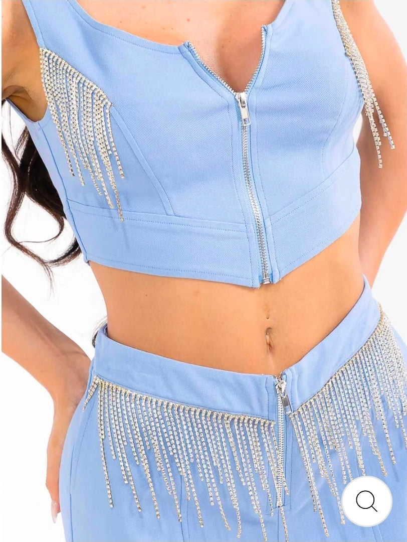 All about me set. WOMEN'S SLEEVELESS CROP TOP & ZIP UP MINI SHORTS FRINGE STUDS 2PC. SET